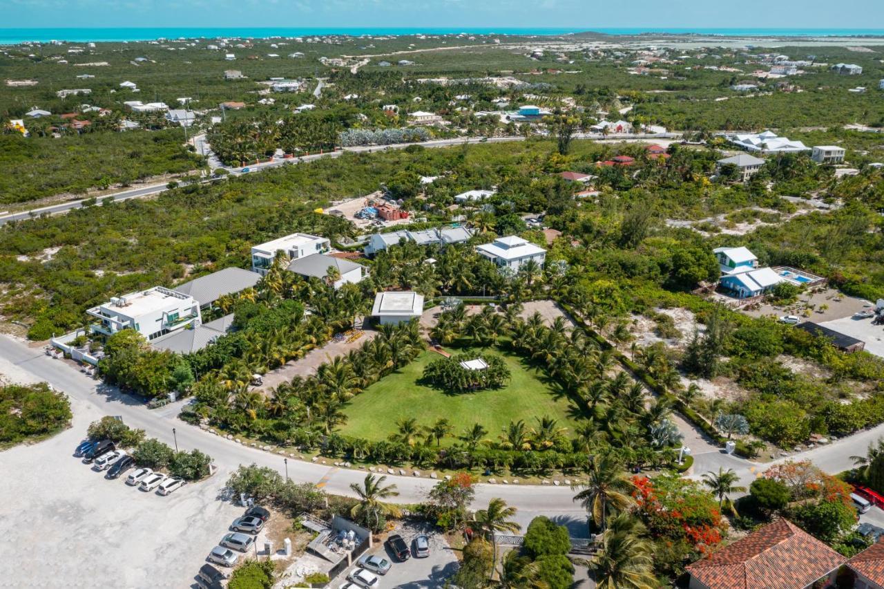 The Oasis At Grace Bay Hotel Bagian luar foto